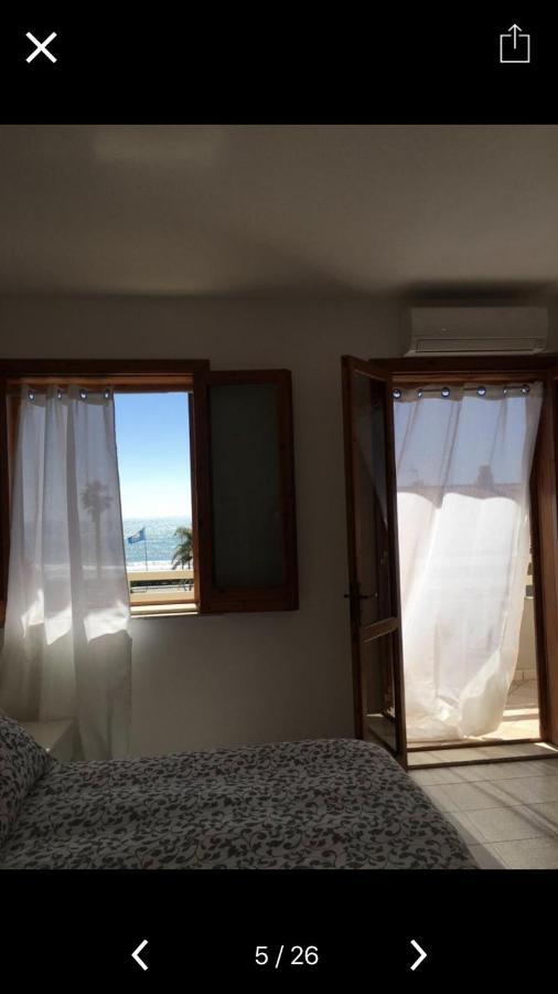 Beachfront Rooms Marina Di Ragusa Luaran gambar