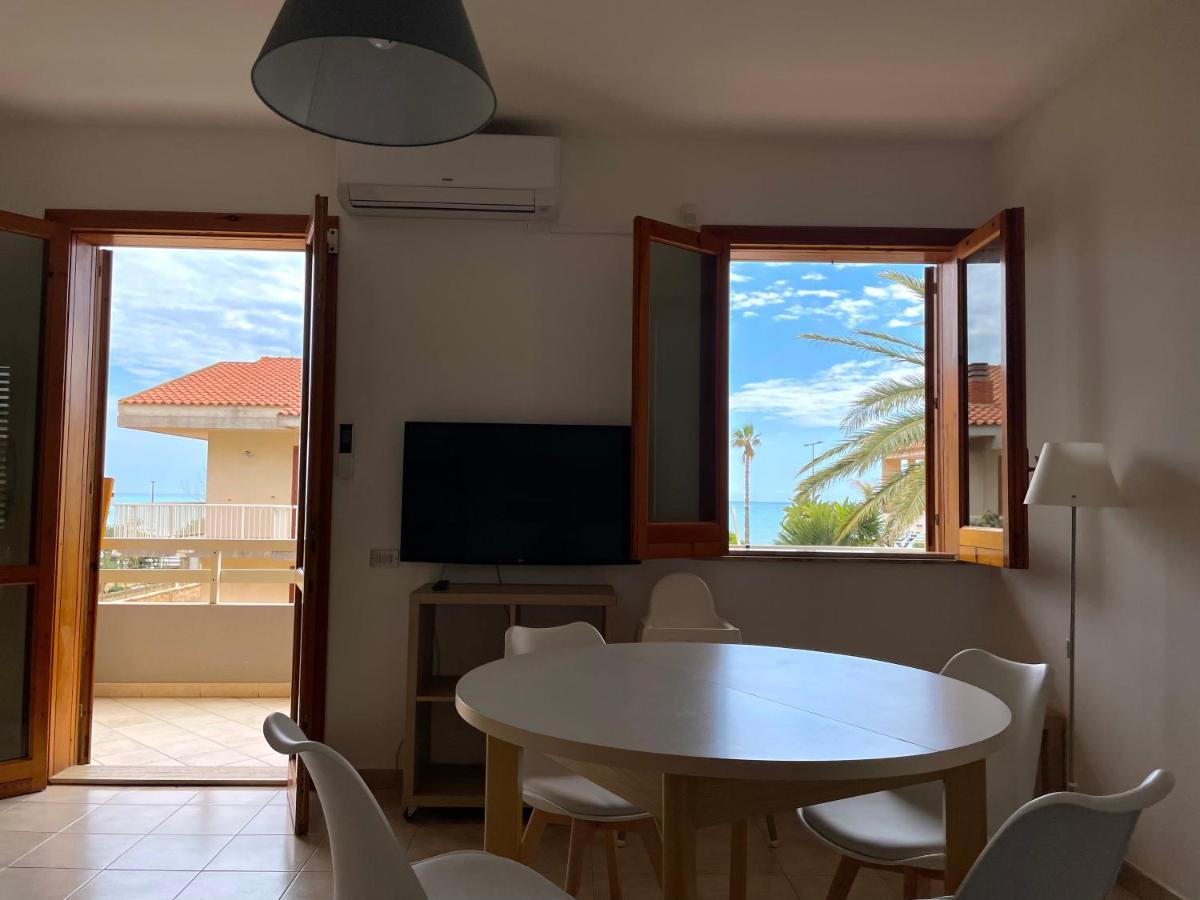 Beachfront Rooms Marina Di Ragusa Luaran gambar