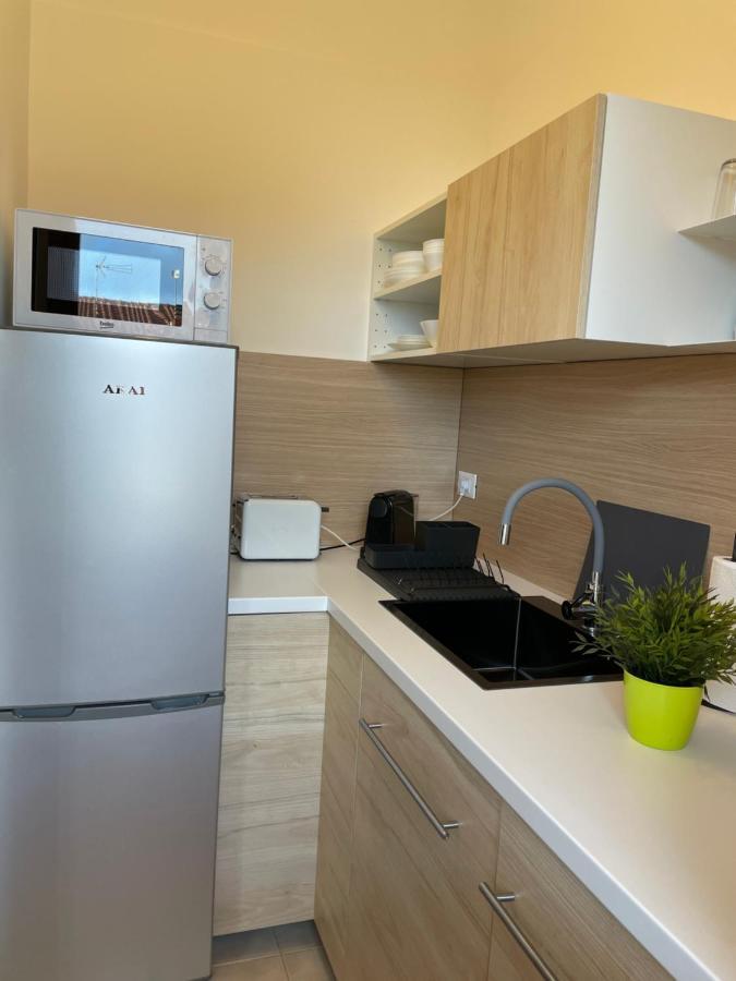 Beachfront Rooms Marina Di Ragusa Luaran gambar
